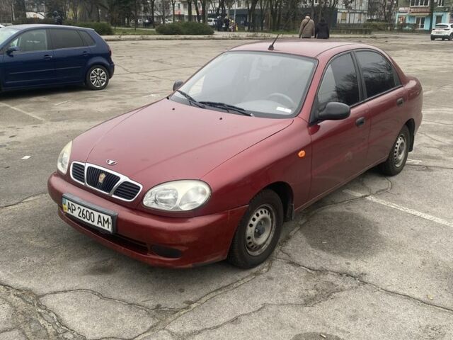 Червоний ЗАЗ Sens, об'ємом двигуна 1.3 л та пробігом 116 тис. км за 2000 $, фото 5 на Automoto.ua