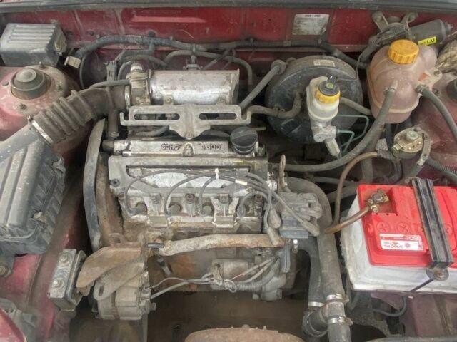 Червоний ЗАЗ Sens, об'ємом двигуна 1.3 л та пробігом 116 тис. км за 2000 $, фото 1 на Automoto.ua