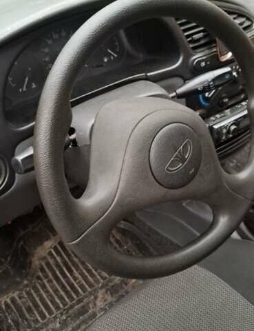 ЗАЗ Sens 2007 у Києві на Automoto.ua Червоний ЗАЗ Sens, об'ємом двигуна 1.3 л та пробігом 139 тис. км за 1800 $, фото 1 на Automoto.ua