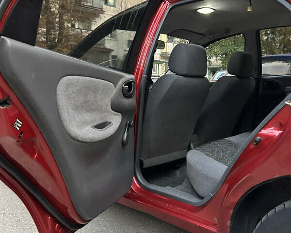 Червоний ЗАЗ Sens, об'ємом двигуна 1.3 л та пробігом 129 тис. км за 2250 $, фото 7 на Automoto.ua