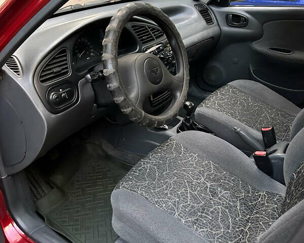 Червоний ЗАЗ Sens, об'ємом двигуна 1.3 л та пробігом 129 тис. км за 2250 $, фото 2 на Automoto.ua
