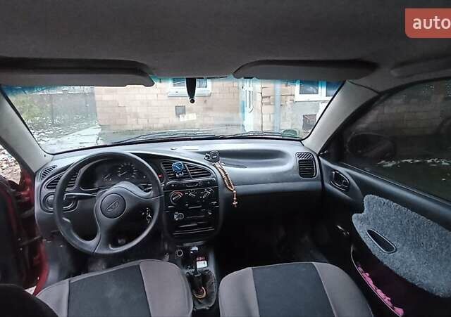 Червоний ЗАЗ Sens, об'ємом двигуна 1.3 л та пробігом 230 тис. км за 900 $, фото 4 на Automoto.ua