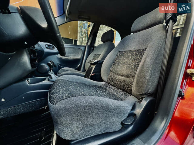 Красный ЗАЗ Сенс, объемом двигателя 1.3 л и пробегом 150 тыс. км за 1699 $, фото 16 на Automoto.ua