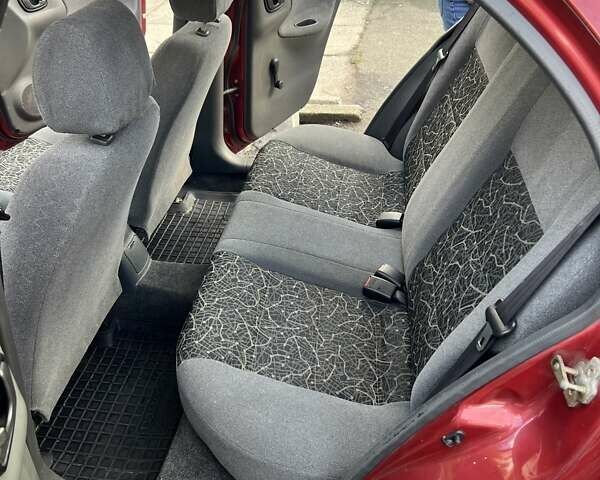Червоний ЗАЗ Sens, об'ємом двигуна 1.3 л та пробігом 164 тис. км за 2700 $, фото 25 на Automoto.ua