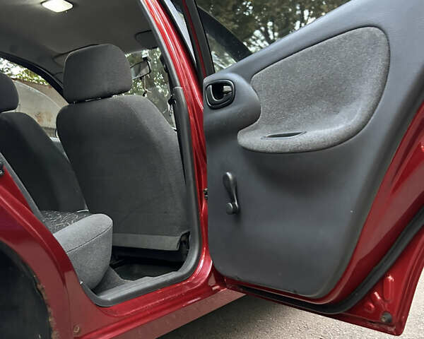 Червоний ЗАЗ Sens, об'ємом двигуна 1.3 л та пробігом 129 тис. км за 2250 $, фото 17 на Automoto.ua
