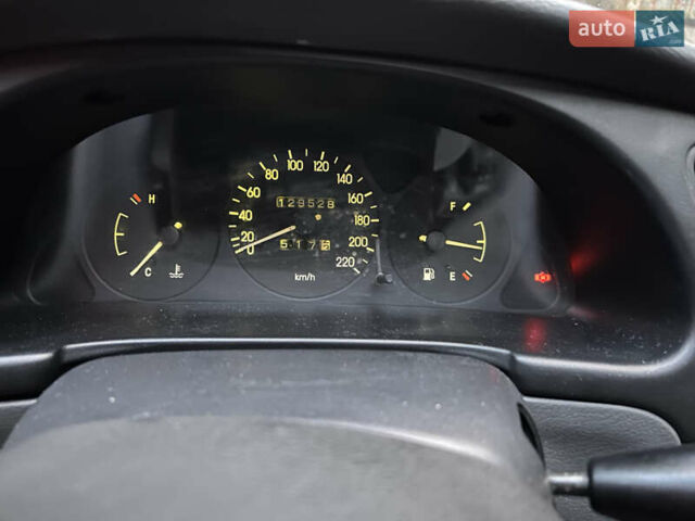 Червоний ЗАЗ Sens, об'ємом двигуна 1.3 л та пробігом 129 тис. км за 2250 $, фото 3 на Automoto.ua