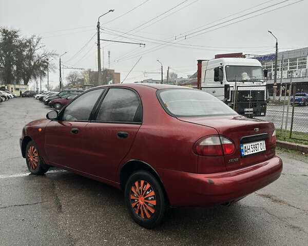 Красный ЗАЗ Сенс, объемом двигателя 1.3 л и пробегом 88 тыс. км за 1650 $, фото 4 на Automoto.ua