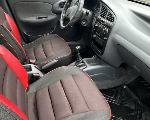 Красный ЗАЗ Сенс, объемом двигателя 1.3 л и пробегом 88 тыс. км за 1650 $, фото 8 на Automoto.ua