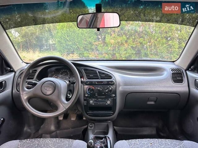 Красный ЗАЗ Сенс, объемом двигателя 1.3 л и пробегом 145 тыс. км за 2000 $, фото 34 на Automoto.ua