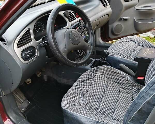 Красный ЗАЗ Сенс, объемом двигателя 1.3 л и пробегом 65 тыс. км за 2500 $, фото 9 на Automoto.ua