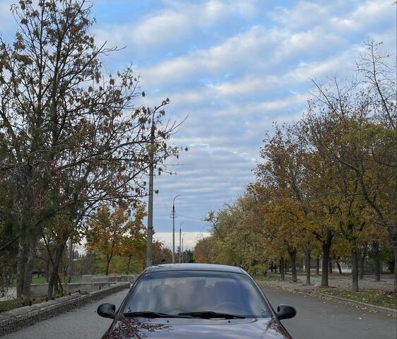 Красный ЗАЗ Сенс, объемом двигателя 1.3 л и пробегом 1 тыс. км за 2200 $, фото 1 на Automoto.ua