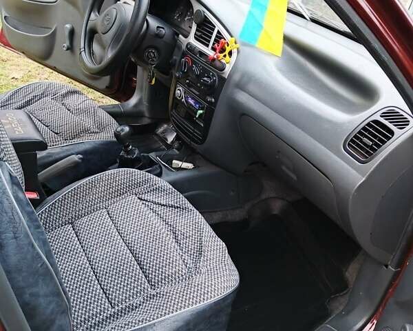 Красный ЗАЗ Сенс, объемом двигателя 1.3 л и пробегом 65 тыс. км за 2500 $, фото 6 на Automoto.ua