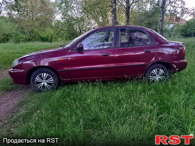 Красный ЗАЗ Сенс, объемом двигателя 1.3 л и пробегом 160 тыс. км за 1999 $, фото 1 на Automoto.ua