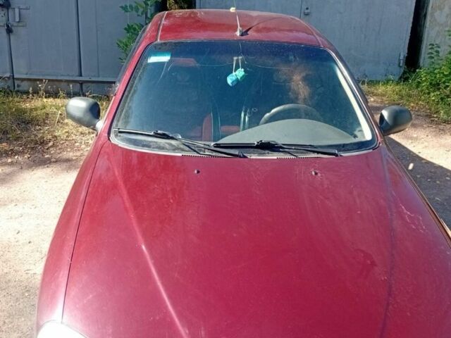 Красный ЗАЗ Сенс, объемом двигателя 1.3 л и пробегом 150 тыс. км за 1898 $, фото 2 на Automoto.ua