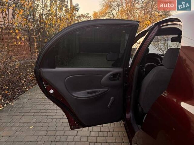 Красный ЗАЗ Сенс, объемом двигателя 1.3 л и пробегом 99 тыс. км за 2100 $, фото 11 на Automoto.ua