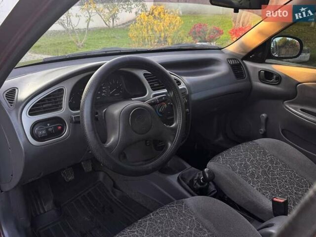 Красный ЗАЗ Сенс, объемом двигателя 1.3 л и пробегом 99 тыс. км за 2100 $, фото 9 на Automoto.ua