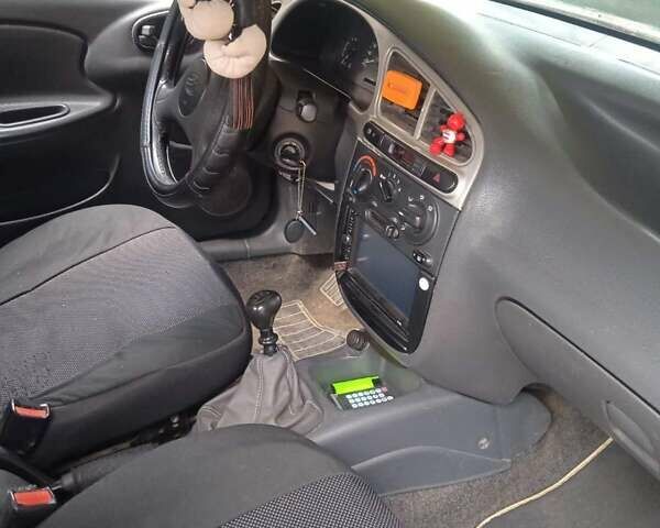 Червоний ЗАЗ Sens, об'ємом двигуна 1.3 л та пробігом 360 тис. км за 1600 $, фото 2 на Automoto.ua