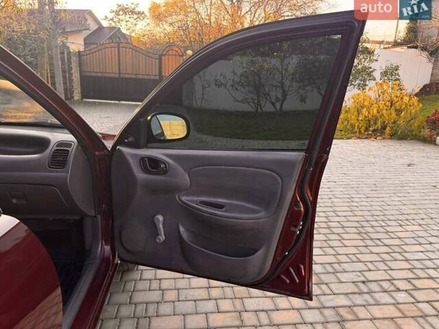 Красный ЗАЗ Сенс, объемом двигателя 1.3 л и пробегом 99 тыс. км за 2100 $, фото 14 на Automoto.ua