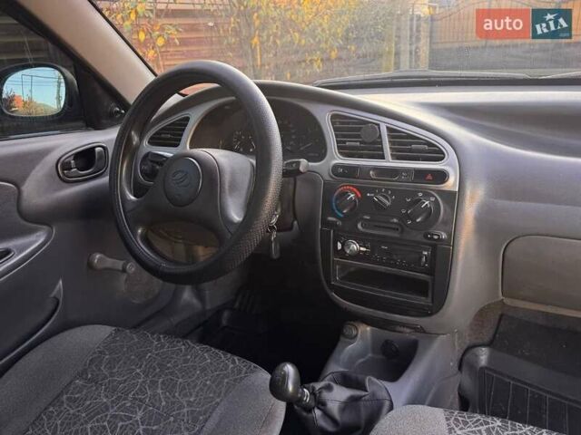 Красный ЗАЗ Сенс, объемом двигателя 1.3 л и пробегом 99 тыс. км за 2100 $, фото 17 на Automoto.ua