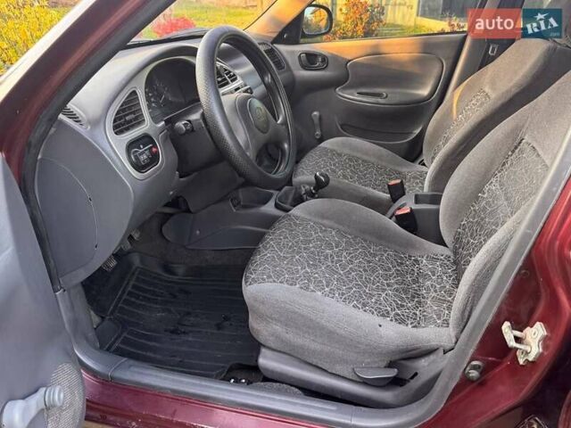 Красный ЗАЗ Сенс, объемом двигателя 1.3 л и пробегом 99 тыс. км за 2100 $, фото 10 на Automoto.ua