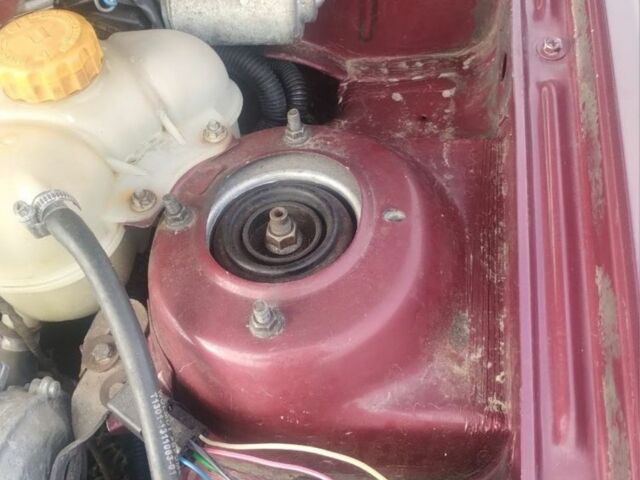 Красный ЗАЗ Сенс, объемом двигателя 1.3 л и пробегом 141 тыс. км за 2150 $, фото 6 на Automoto.ua