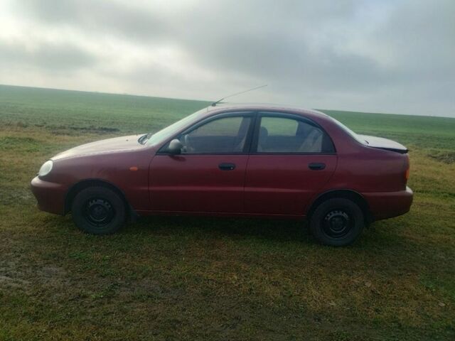 Красный ЗАЗ Сенс, объемом двигателя 1.3 л и пробегом 141 тыс. км за 2150 $, фото 1 на Automoto.ua