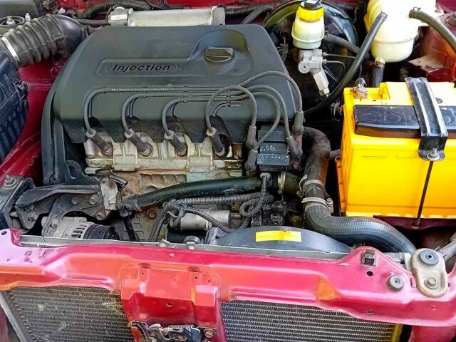 Красный ЗАЗ Сенс, объемом двигателя 1.3 л и пробегом 110 тыс. км за 2200 $, фото 1 на Automoto.ua