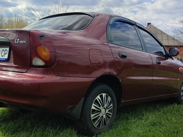 Красный ЗАЗ Сенс, объемом двигателя 1.3 л и пробегом 120 тыс. км за 2800 $, фото 1 на Automoto.ua