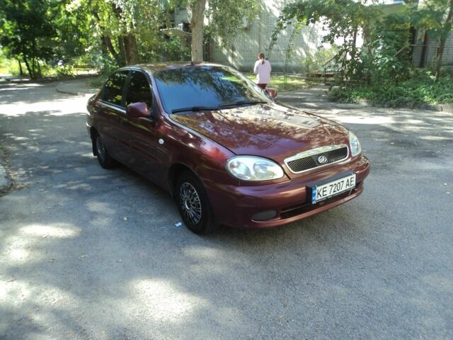 ЗАЗ Сенс 2012 в Никополе на Automoto.ua Красный ЗАЗ Сенс, объемом двигателя 1.3 л и пробегом 183 тыс. км за 2200 $, фото 1 на Automoto.ua