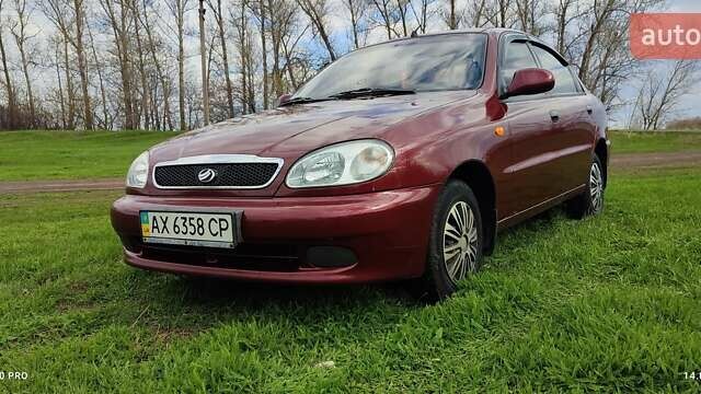 Красный ЗАЗ Сенс, объемом двигателя 1.3 л и пробегом 121 тыс. км за 2800 $, фото 1 на Automoto.ua