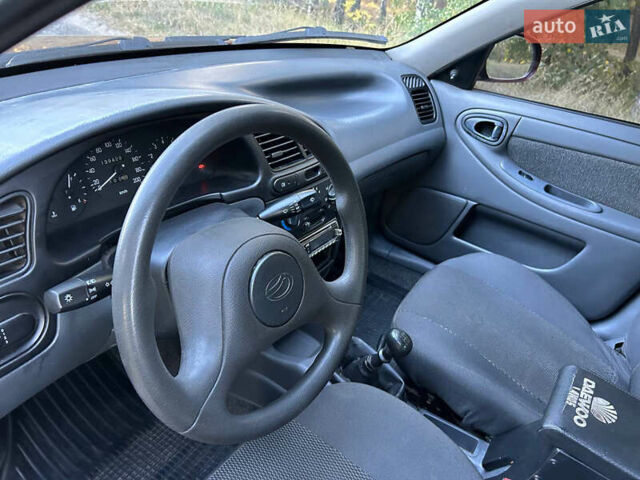 Червоний ЗАЗ Sens, об'ємом двигуна 1.3 л та пробігом 139 тис. км за 2250 $, фото 16 на Automoto.ua