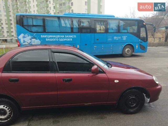 Красный ЗАЗ Сенс, объемом двигателя 1.3 л и пробегом 150 тыс. км за 2716 $, фото 5 на Automoto.ua