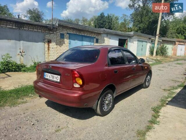Червоний ЗАЗ Sens, об'ємом двигуна 1.3 л та пробігом 97 тис. км за 2300 $, фото 6 на Automoto.ua