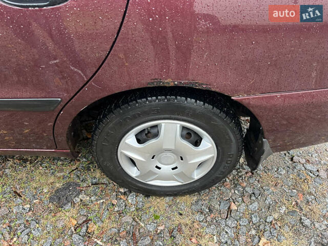 Червоний ЗАЗ Sens, об'ємом двигуна 1.3 л та пробігом 70 тис. км за 2000 $, фото 4 на Automoto.ua