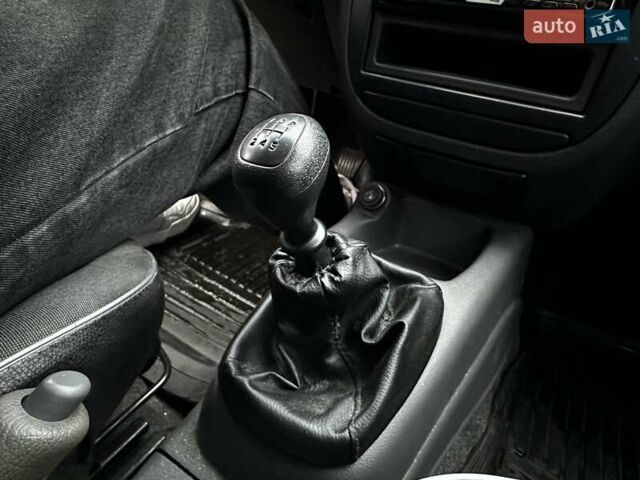 Красный ЗАЗ Сенс, объемом двигателя 1.3 л и пробегом 33 тыс. км за 3450 $, фото 26 на Automoto.ua