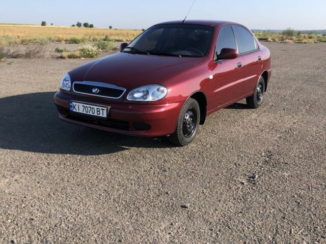 Красный ЗАЗ Сенс, объемом двигателя 1.3 л и пробегом 3 тыс. км за 4300 $, фото 1 на Automoto.ua