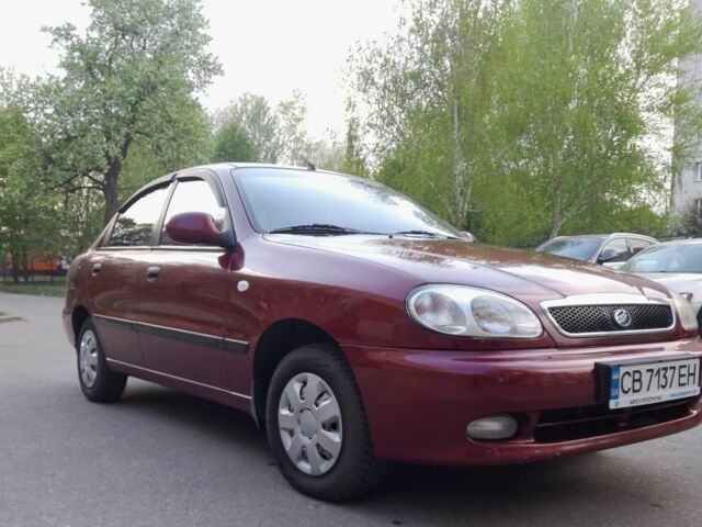 Красный ЗАЗ Сенс, объемом двигателя 1.3 л и пробегом 152 тыс. км за 2400 $, фото 2 на Automoto.ua