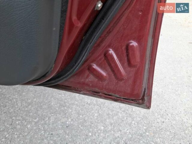 Красный ЗАЗ Сенс, объемом двигателя 1.3 л и пробегом 152 тыс. км за 2400 $, фото 3 на Automoto.ua
