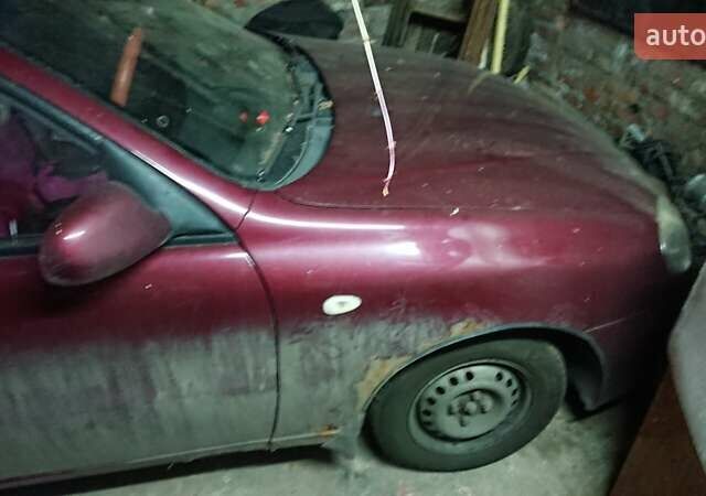 Красный ЗАЗ Сенс, объемом двигателя 1.3 л и пробегом 180 тыс. км за 2300 $, фото 6 на Automoto.ua