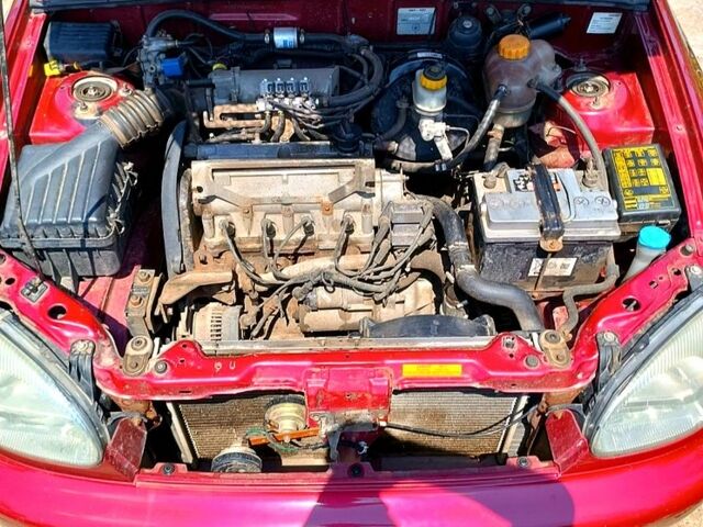 Червоний ЗАЗ Sens, об'ємом двигуна 1.3 л та пробігом 1 тис. км за 2500 $, фото 7 на Automoto.ua