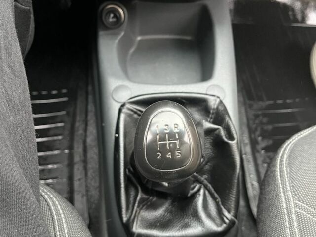 Красный ЗАЗ Сенс, объемом двигателя 1.3 л и пробегом 69 тыс. км за 2850 $, фото 16 на Automoto.ua