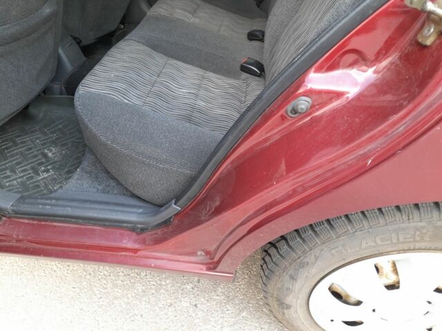 Красный ЗАЗ Сенс, объемом двигателя 1.3 л и пробегом 152 тыс. км за 2400 $, фото 6 на Automoto.ua