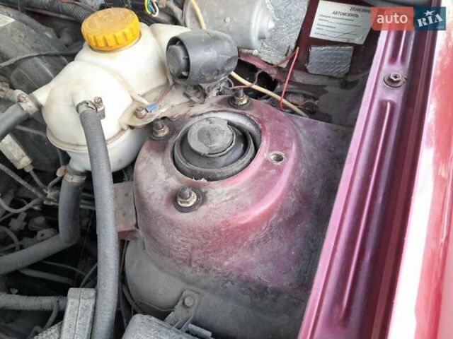 Красный ЗАЗ Сенс, объемом двигателя 1.3 л и пробегом 152 тыс. км за 2400 $, фото 6 на Automoto.ua