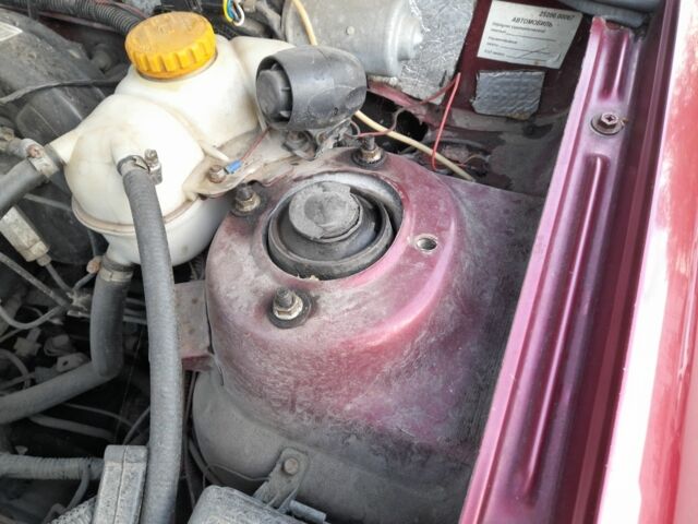 Красный ЗАЗ Сенс, объемом двигателя 1.3 л и пробегом 152 тыс. км за 2400 $, фото 10 на Automoto.ua