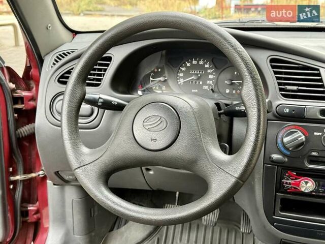 Червоний ЗАЗ Sens, об'ємом двигуна 1.3 л та пробігом 45 тис. км за 3200 $, фото 24 на Automoto.ua