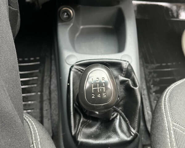 Красный ЗАЗ Сенс, объемом двигателя 1.3 л и пробегом 69 тыс. км за 2850 $, фото 16 на Automoto.ua