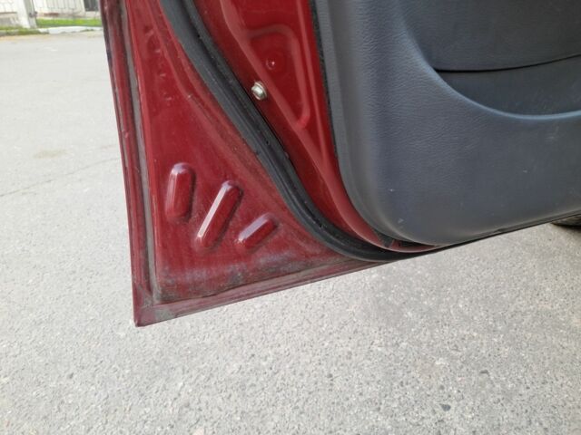 Красный ЗАЗ Сенс, объемом двигателя 1.3 л и пробегом 152 тыс. км за 2400 $, фото 4 на Automoto.ua