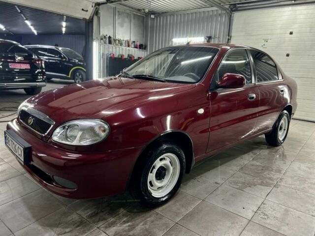 Червоний ЗАЗ Sens, об'ємом двигуна 1.3 л та пробігом 48 тис. км за 2800 $, фото 4 на Automoto.ua