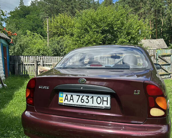 Красный ЗАЗ Сенс, объемом двигателя 1 л и пробегом 18 тыс. км за 2900 $, фото 1 на Automoto.ua