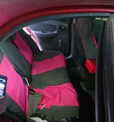 Красный ЗАЗ Сенс, объемом двигателя 1.3 л и пробегом 180 тыс. км за 2300 $, фото 4 на Automoto.ua